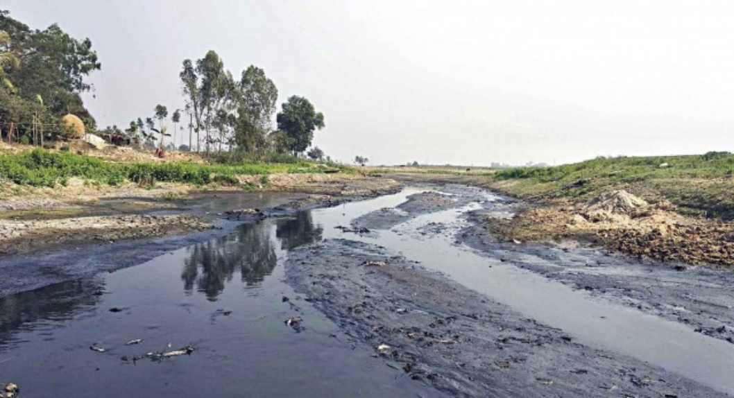 Read more about the article Unplanned industrialisation killing the Sutang river